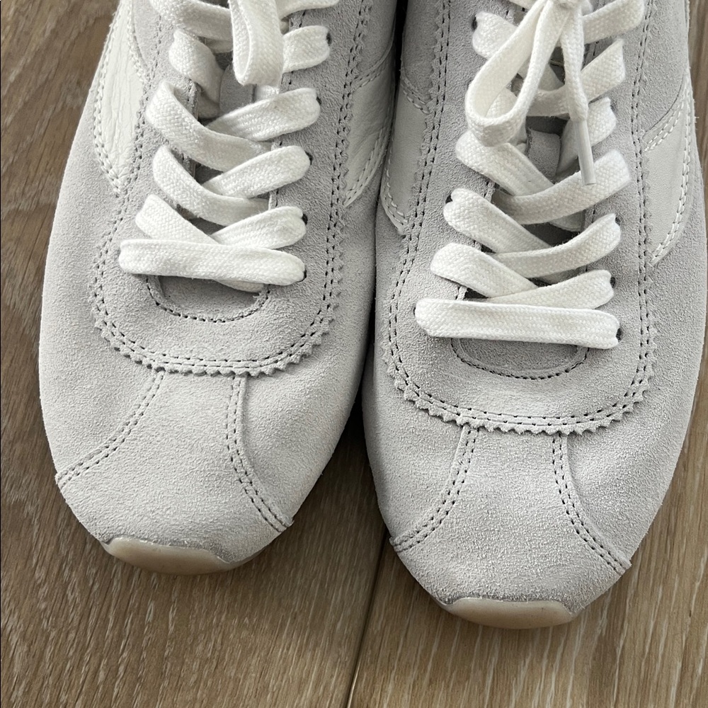 Oncept ballet flat sneaker ice color size 7.5, worn once, suede, lightweight - Picture 10 of 10